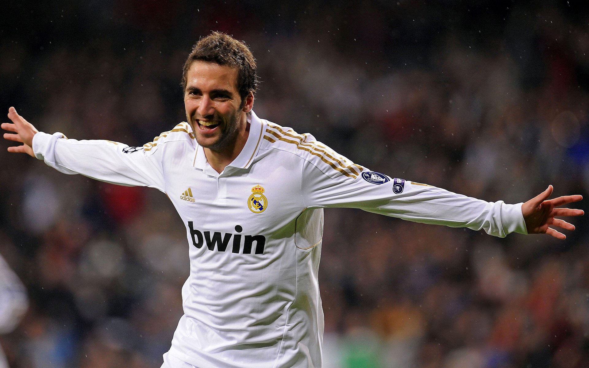 开云体育-意甲焦点战之外，乌克兰力克牙买加，足球世界的多元交响