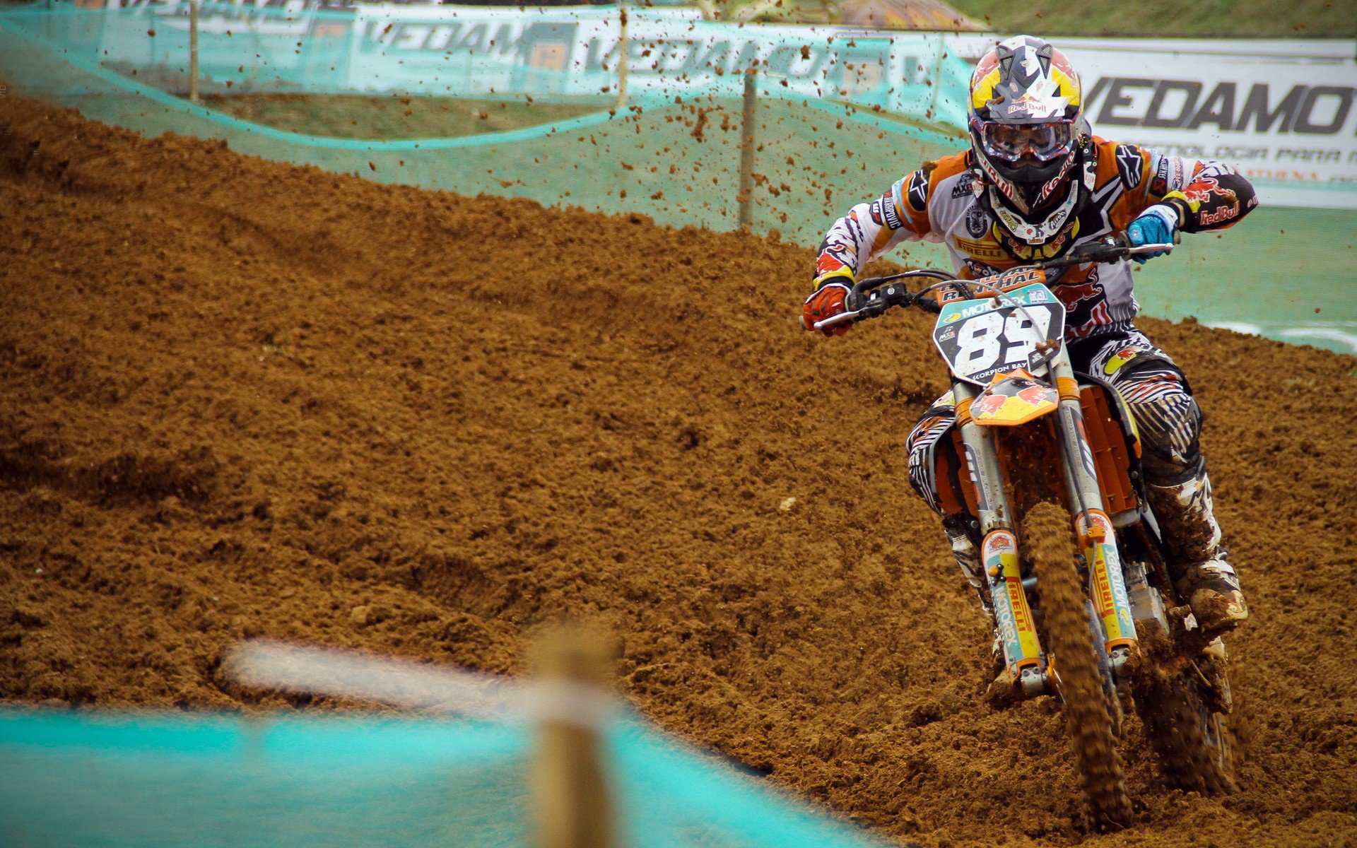 迪马利亚加时绝唱，卡塔尔足球的黄金伤疤